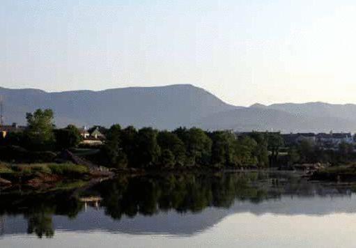 Golden'S Cove Apartments At Sneem Hotel ภายนอก รูปภาพ