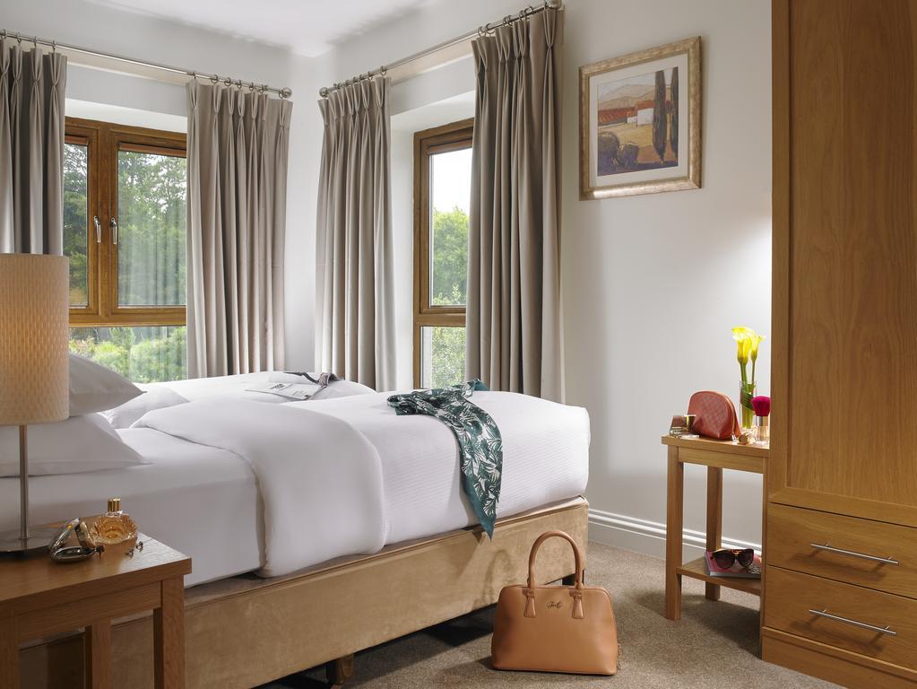 Golden'S Cove Apartments At Sneem Hotel ภายนอก รูปภาพ